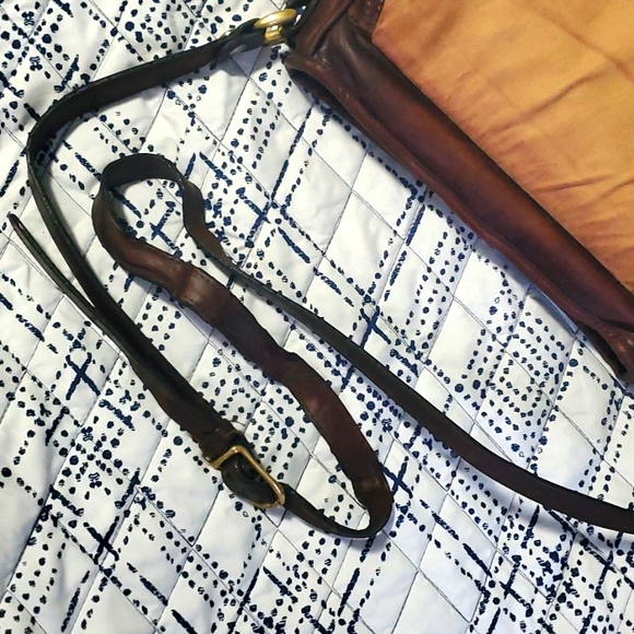 Vintage Australian Cowhide Leather Shoulder Bag - Picture 7 of 8